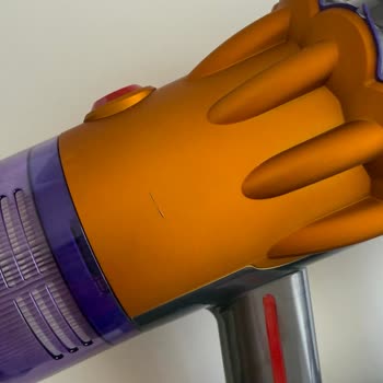 Garanti Kapsamındaki Dyson Süpürgem Hasarlı Ve Eksik Parçalarla Teslim Edildi, Çözüm Sunulmuyor