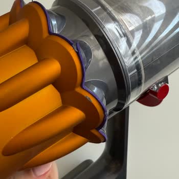 Garanti Kapsamındaki Dyson Süpürgem Hasarlı Ve Eksik Parçalarla Teslim Edildi, Çözüm Sunulmuyor