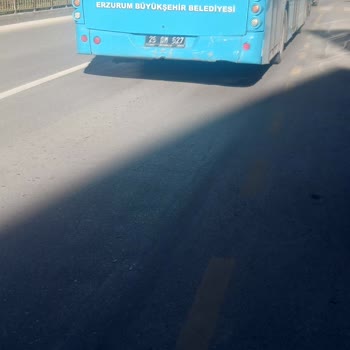 Otobüs Düğmesi Arızası Ve Şoförün Saygısız Davranışı Yolculuğumu Olumsuz Etkiledi