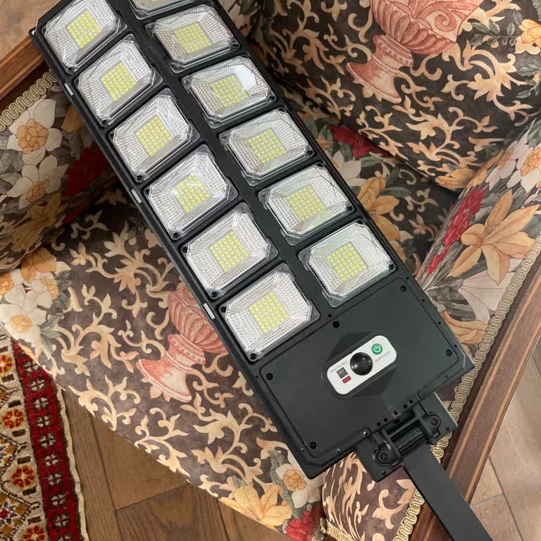 Temu Aldığım Güneş Enerjili Sokak Lambası Çalışmıyor, Çözüm Bekliyorum!