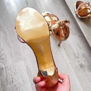 Kusurlu Ayakkabıya İade Reddi: Haksız Gerekçeyle Mağdur Edildim