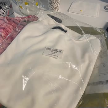 Defolu Elbise Teslim Edildi, İade Ve Para İadesi İçin Dönüş Alamıyorum