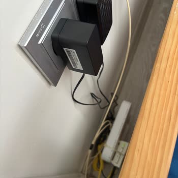 Modemin Çocuğumun Yatağı Yanına Kurulması Nedeniyle Sağlık Endişesi Ve Yer Değişikliği Talebi