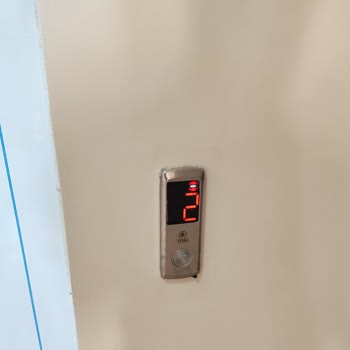 TOKİ DB 32 Blokta Temizlik Ve Bakım Sorumsuzluğu