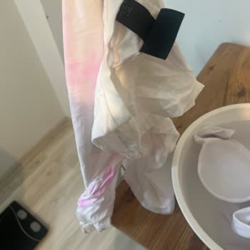 Bikini Takımı Kullanımda Renk Verdi, Para İadesi Veya Değişim Talebim Var