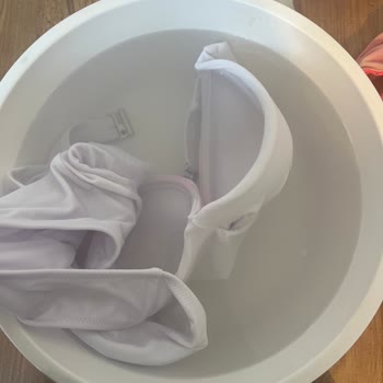 Bikini Takımı Kullanımda Renk Verdi, Para İadesi Veya Değişim Talebim Var