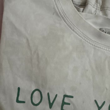 Çamaşır Makinesi Kıyafetlerimi Lekeliyor, Sorunum Çözülmüyor!