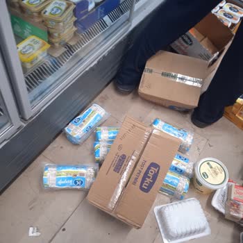 A101 Şubesinde Hijyen Kurallarına Uyulmaması