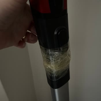 Philips Şarjlı Süpürgede Tekrarlayan Parça Kırılması Ve Garanti Sorunu