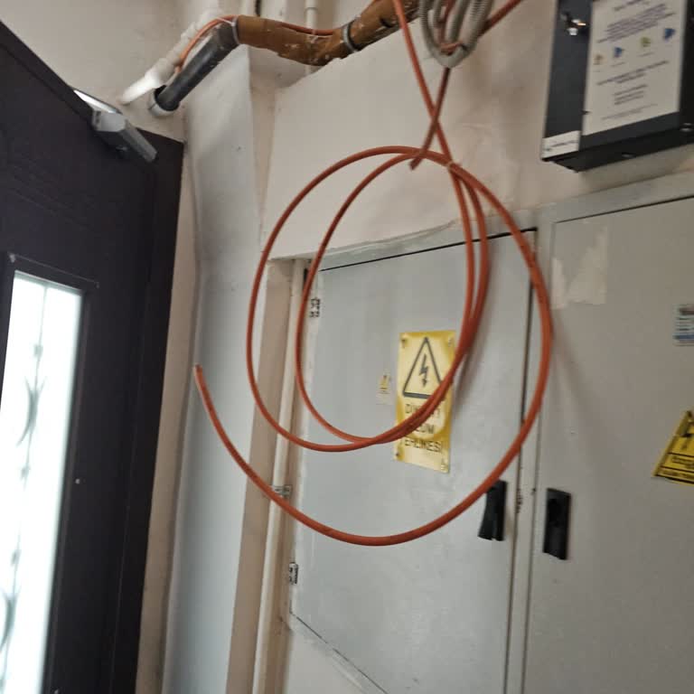 Bir Haftadır Kesik Olan Fiber İnternet Nedeniyle Mağduriyet Yaşıyorum