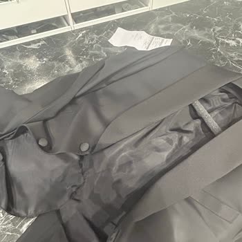 Smokin Onarımı Sonrası İç Astar Yırtık Çıktı Mağaza İletişimde Sorun Yaşattı