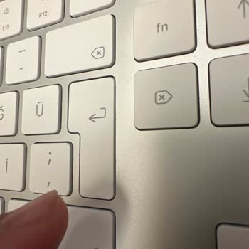 Kısa Sürede Arızalanan Apple Magic Klavye İçin Garanti Desteği Alamadım