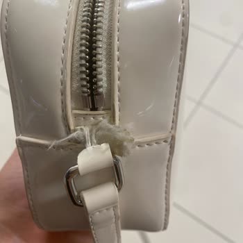 Kısa Sürede Askısı Kopan Tommy Jeans Çantam İçin Değişim Veya İade Talebim Var