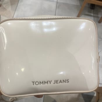 Kısa Sürede Askısı Kopan Tommy Jeans Çantam İçin Değişim Veya İade Talebim Var