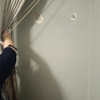 Gece Geç Saatte Yapılan Kurulumda Duvarım Zarar Gördü, Çözüm Sunulmadı