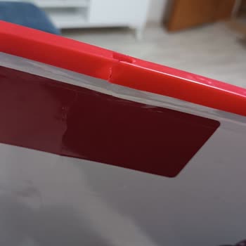 Kargo Teslimatında Kırık Ürün Ve Yetersiz İletişim Mağduriyeti