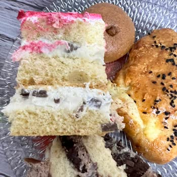 Doğum Günü Pastasında Eksik Malzeme Ve Yanlış Teslimat Mağduriyeti