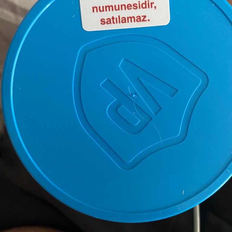 Satılamaz İbareli Eski Ürün Ve Hasarlı Kutu Gönderildi, Müşteri Hizmetlerine Ulaşılamıyor