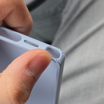 Orijinal Samsung Kılıfın Kısa Sürede Yıpranması Ve Değişim Talebi