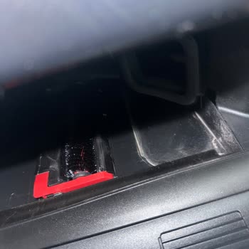 Kullanılmış Robot Süpürgeyi Sıfır Diye Gönderdiler!