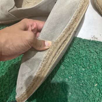 Aldığım Ayakkabının Tabanı Kısa Sürede Ayrıldı, Derimod'dan Yanıt Alamıyorum