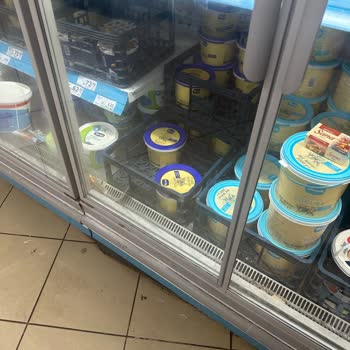 A101 Sancaktepe Şubesinde Hijyen Ve Ürün Kalitesi Alarm Veriyor