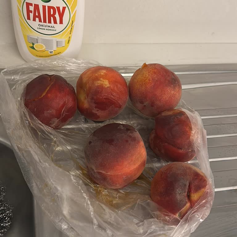 Online Siparişte Bozuk Şeftali Teslimatı Mağduriyeti