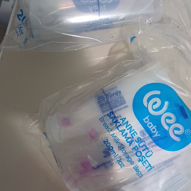 Wee Baby Süt Saklama Poşetlerinde Yoğun Plastik Kokusu Ve Sağlık Endişesi