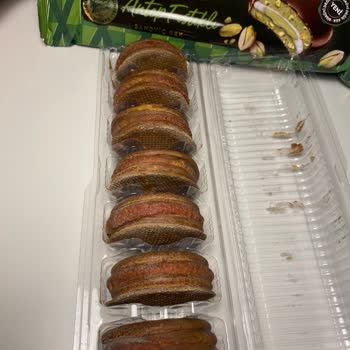 Aldığım Luppo Sandviç Kek Küflü Ve Bozuk Çıktı, İade Ve Açıklama Bekliyorum