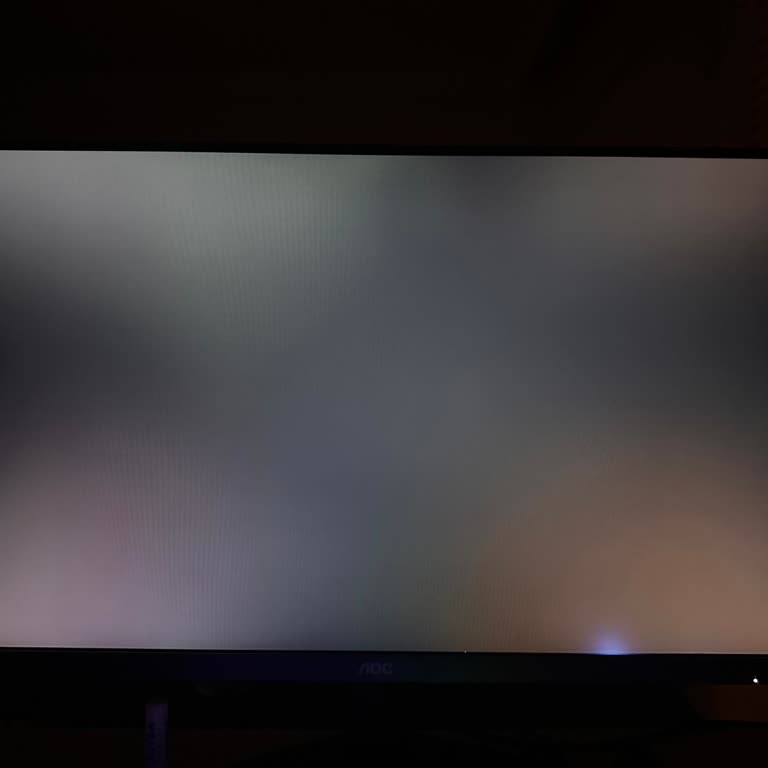 Garanti Kapsamındaki Monitörde Işık Sızması Ve Destek Eksikliği