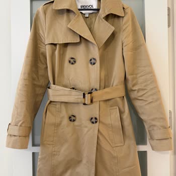 İpekyol İlk Kullanımda Trençkot Kolunda Belirgin Darlık Sorunu Yaşadım