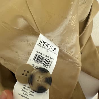 İpekyol İlk Kullanımda Trençkot Kolunda Belirgin Darlık Sorunu Yaşadım