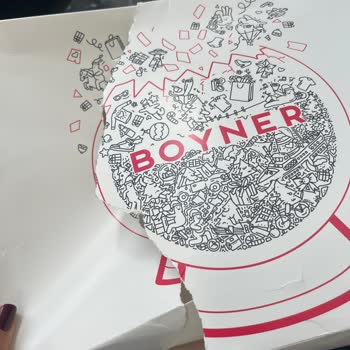 Yüksek Fiyatlı Parfüm Seti Özensiz Paketleme Ve Hasarlı Teslimatla Geldi