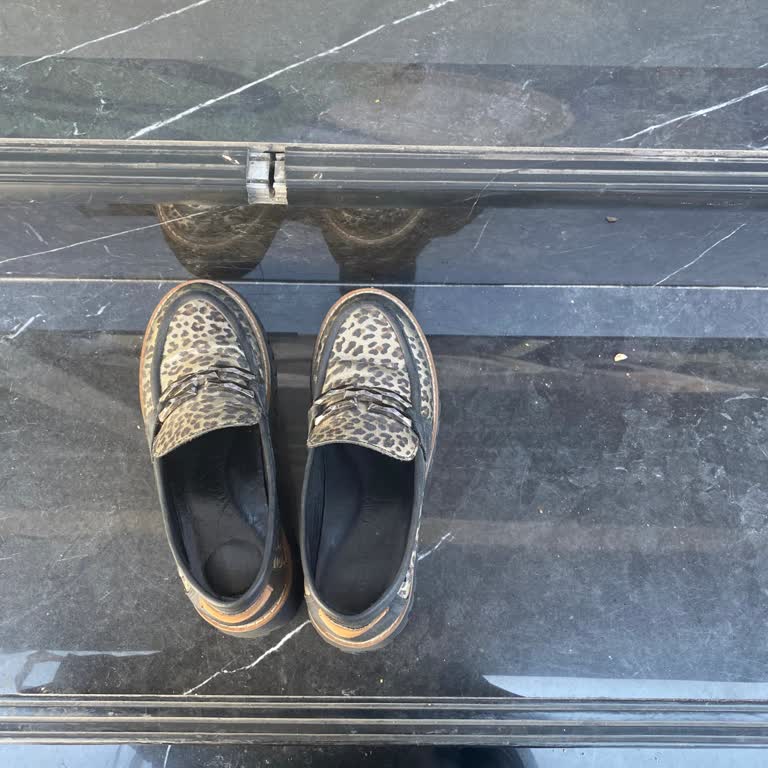 Satın Aldığım Ayakkabı Rahatsızlık Verdi, Mağaza Ve Müşteri Hizmetleri İlgisiz Davrandı