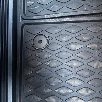 Satın Aldığım Sıfır Araçta Uyumlu Paspas Sorunu Ve Geri Dönüş Eksikliği