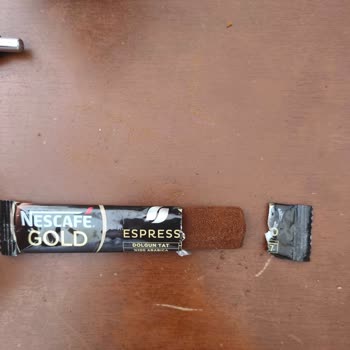 Nescafe Gold Espresso Paketinde Beklenmeyen Kalıp Sorunu Ve Değişim Talebi