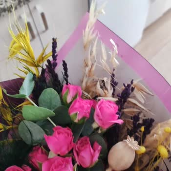 Solmuş Ve Eksik Çiçekler, Müşteri Hizmetlerinden Çözüm Alamadım