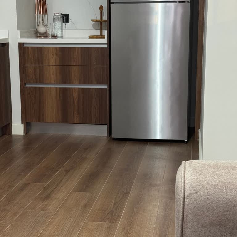 Media Markt Satın Aldığım Beyaz Eşyaların Hasarlı Ve Teşhir Ürünü Olarak Teslim Edilmesi