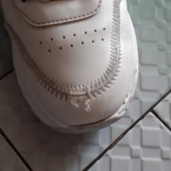 Kısa Sürede Deforme Olan Ayakkabıya FLO'dan Olumsuz Yanıt