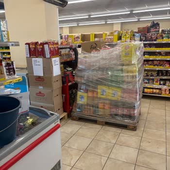 Şok Market'te Kötü Mağaza Düzeni Ve Saygısız Çalışan Deneyimi