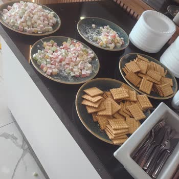 Kötü Yemek Kalitesi Ve Eksik Ücret İadesiyle Mağduriyet Yaşadık