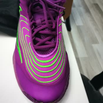 Kısa Sürede Deforme Olan Nike Ayakkabı İçin İade Talebi Ve Geri Dönüş Eksikliği