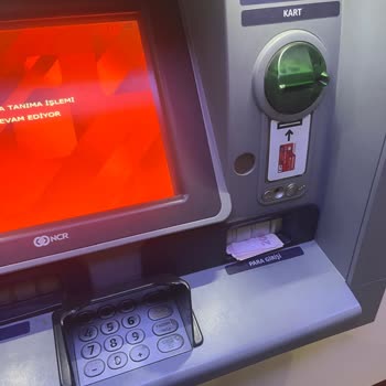 ATM’de Sıkışan Param Eksik Yatırıldı, Mağduriyetim Giderilmiyor