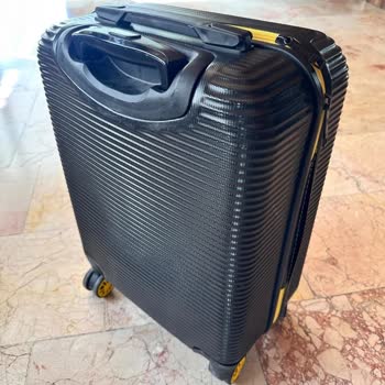 Lumberjack Neredeyse Hiç Kullanmadığım Valizin Tekerleği Kırıldı, Garanti Kapsamında Ret Aldım!