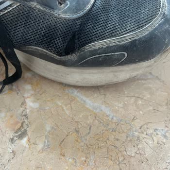 Kısa Sürede Yırtılan Ayakkabı, Değişim Talebim Reddedildi