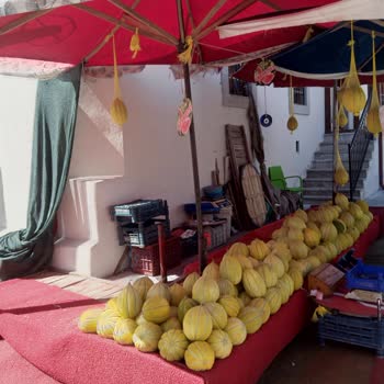 Kırkağaç Belediyesi Cami Önünde Yapılan Satış