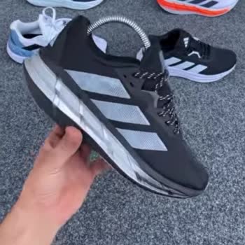 @Simayayakkabim Siparişimde Yanlış Marka ve Model Ayakkabı Gönderildi, Satıcıya Ulaşılamıyor