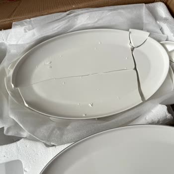 Defalarca Kırık Ve Eksik Teslimat, Çözümsüz Müşteri Hizmetleriyle Mağduriyet