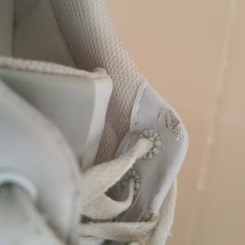 Lumberjack Kısa Sürede Kullanılamaz Hale Gelen Ayakkabım İçin Değişim Talebim