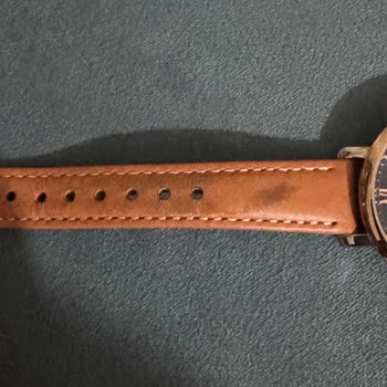 Yeni Aldığım Saatin Kordonunda Lekeler Oluştu